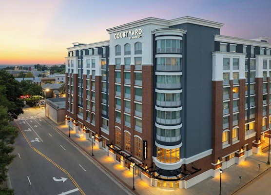 Courtyard by Marriott Athens Downtown 1