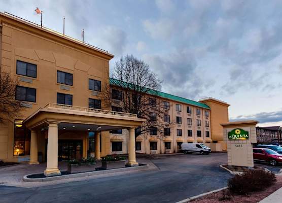 La Quinta by Wyndham Milwaukee Bayshore Area 1