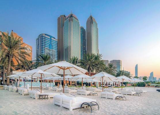Sheraton Abu Dhabi Hotel & Resort 1