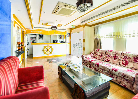 OYO 137 Marina Hotel 1