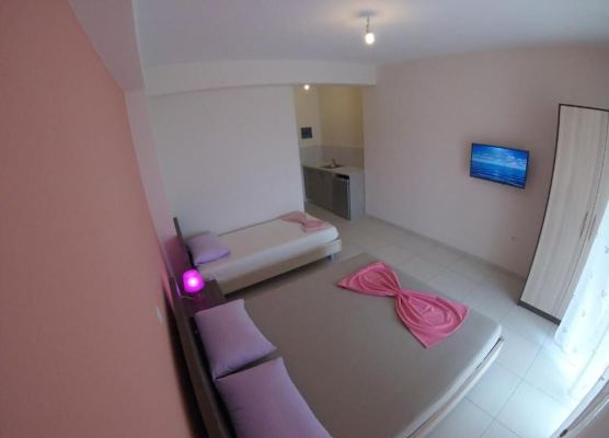 Riviera Rooms 1
