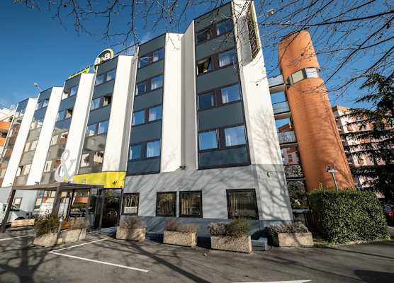 B&B HOTEL Toulouse Centre Canal du Midi 1