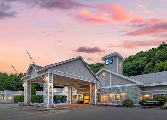 Best Western Springfield Hotel 1