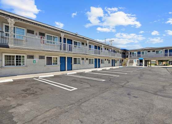 Studio 6 Rosemead, CA 1