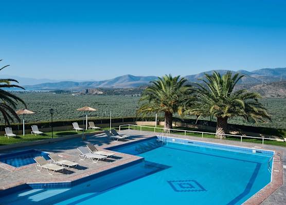 Chrissa Camping Rooms & Bungalows 1