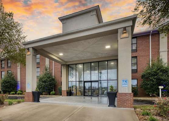 Best Western Lake Cumberland Inn 1
