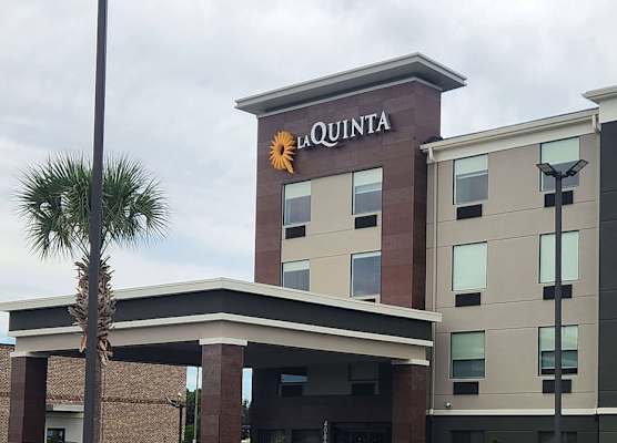 La Quinta by Wyndham Warner Robins - Robins AFB 1