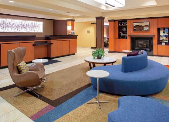 Fairfield Inn & Suites Seymour 1
