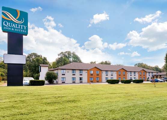 Quality Inn & Suites Metropolis I-24 1