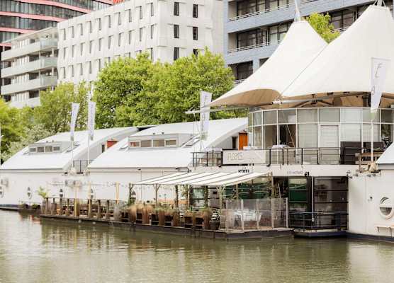 FLOATS by H2OTEL Rotterdam 1