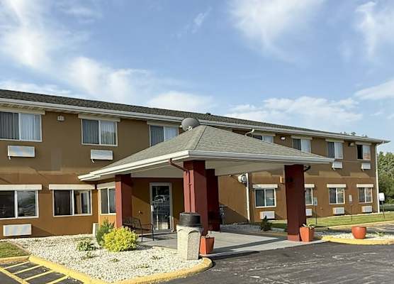 Quality Inn Manitowoc 1