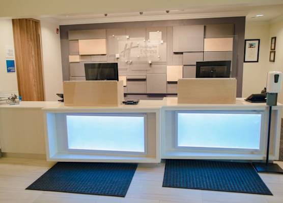 Holiday Inn Express & Suites WINONA by IHG 1