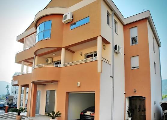 Apartments Boreta 1
