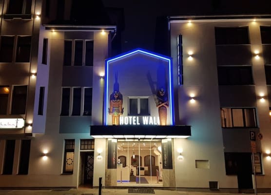 Wali's Hotel 1