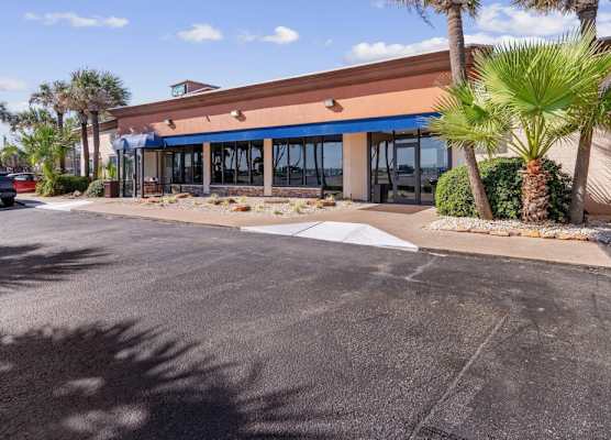 Beachfront Palms Resort Galveston, an Ascend Collection Hotel 1