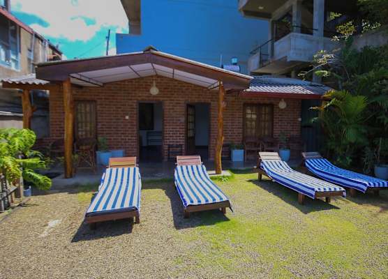 Ella Rawana Den Hotel 1