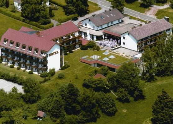 Waldhotel Luise 1
