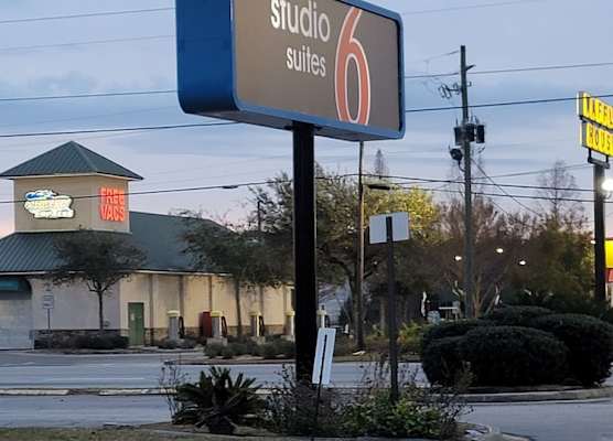 Studio 6 Suites Hinesville, GA 1