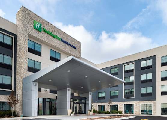 Holiday Inn Express & Suites ROMEOVILLE - JOLIET NORTH by IHG 1