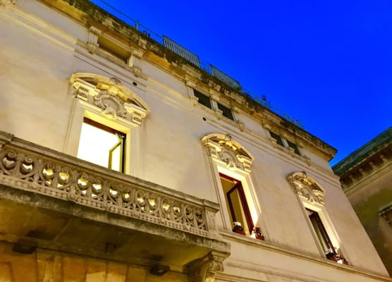 Apollo Suites 1