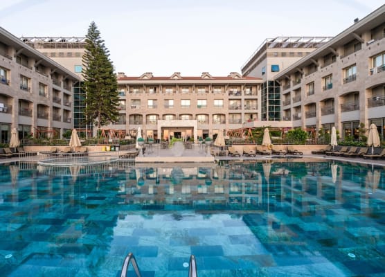 Fame Residence Kemer & Spa 1