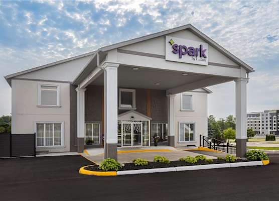 Spark by Hilton Woodstock 1