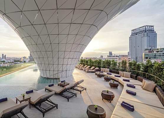Waldorf Astoria Bangkok 1