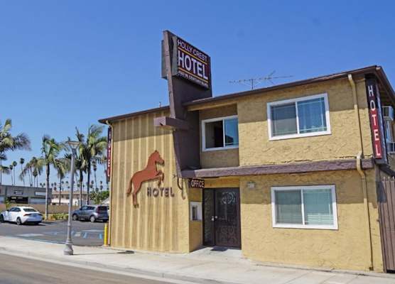 Holly Crest Hotel - Los Angeles, LAX Airport 1