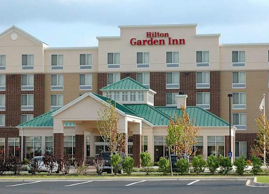 Hilton Garden Inn Naperville/Warrenville 1