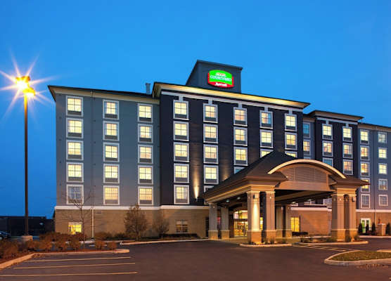 Courtyard by Marriott London 1