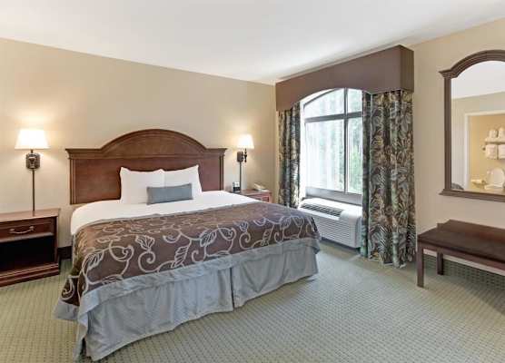 Wingate By Wyndham Charleston University Boulevard 1