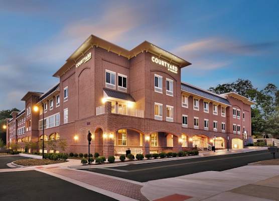 Courtyard by Marriott Atlanta Duluth Downtown 1
