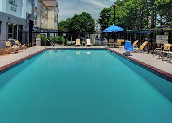 Fairfield Inn & Suites by Marriott Atlanta Alpharetta 1
