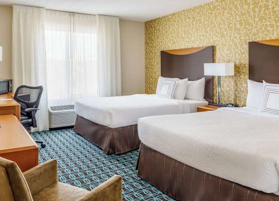 Fairfield Inn & Suites by Marriott Peoria East 1