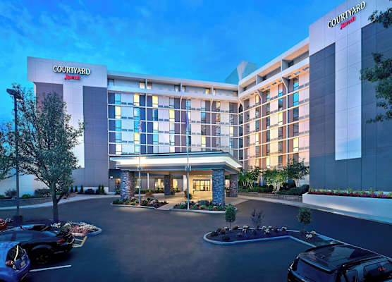 Courtyard by Marriott Philadelphia City Avenue 1