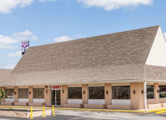 Knights Inn Lebanon 1