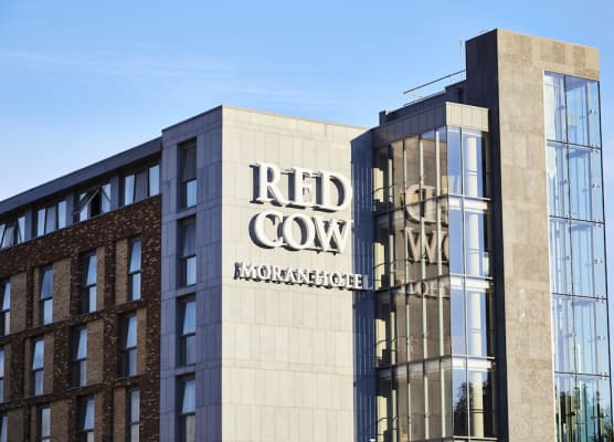Red Cow Moran Hotel 1