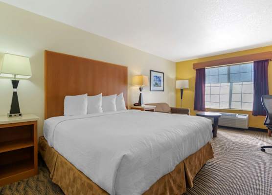 Best Western Plus Park Place Inn & Suites 1