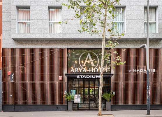Arya Stadium Hotel 1