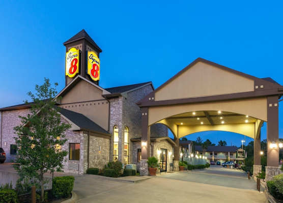 Super 8 by Wyndham Fairfield Tx 1