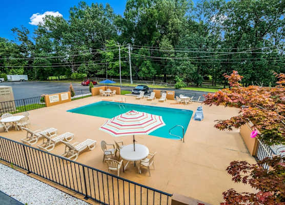 Quality Inn & Suites Corinth West 1
