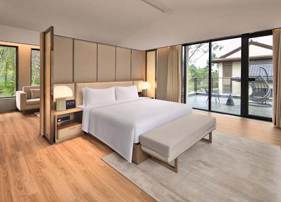 Howard Johnson Hot Springs Plaza YingHuaShan 1