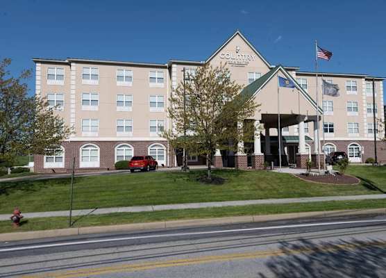 Country Inn & Suites by Radisson, Harrisburg - Hershey West, PA 1