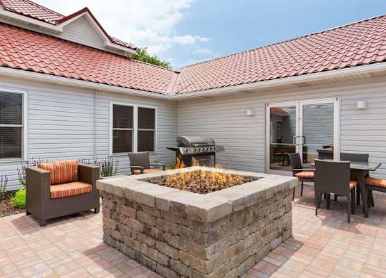 Country Inn & Suites by Radisson, Holland, MI 1