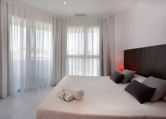 Fisa Rentals Les Corts Apartments 1