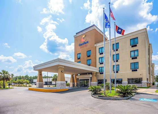 Comfort Suites Gulfport Central 1