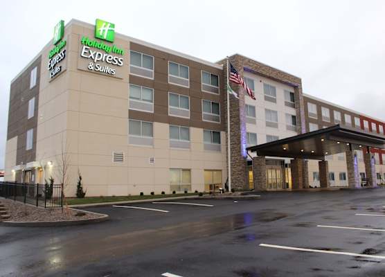 Holiday Inn Express & Suites MARIETTA by IHG 1