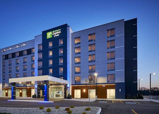 Holiday Inn Express & Suites WINDSOR EAST – LAKESHORE by IHG 1