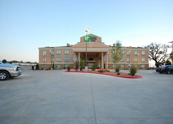 Holiday Inn Express & Suites GONZALES by IHG 1