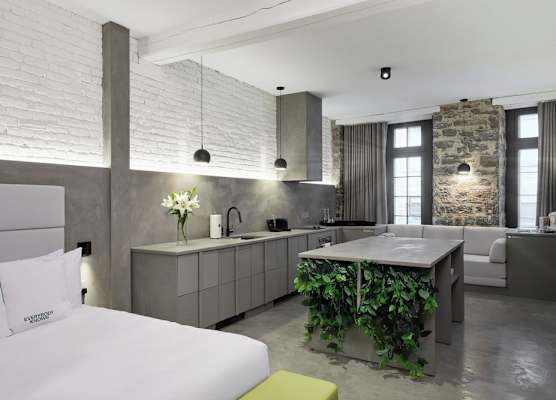 David Hotel 1